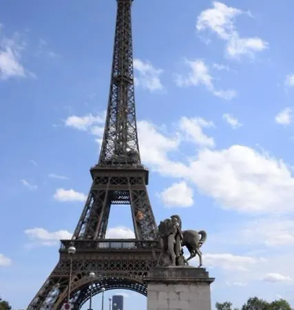 Eiffel Tower Oasis 30m From Eiffel Tower Paris
